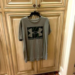 Under Armour camo graphic t-shirt